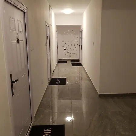 Apartment Mylos Court