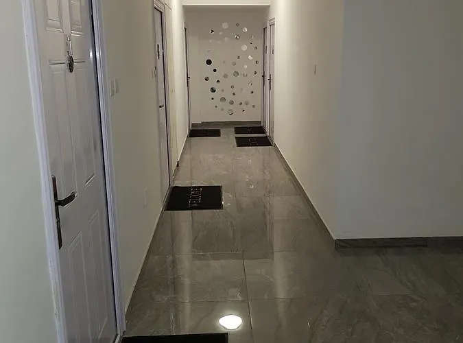 Mylos Court Appartement *